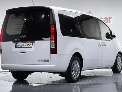 2024 Hyundai Staria