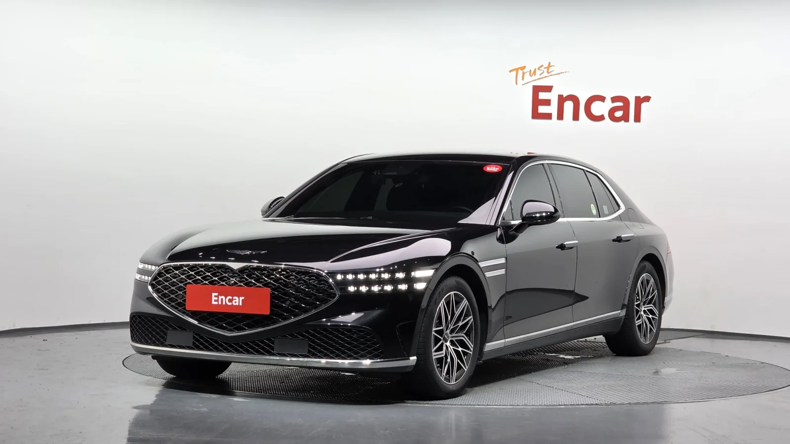 2023 Genesis G90