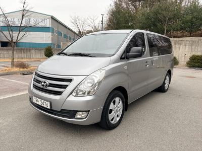 2017 Hyundai Starex