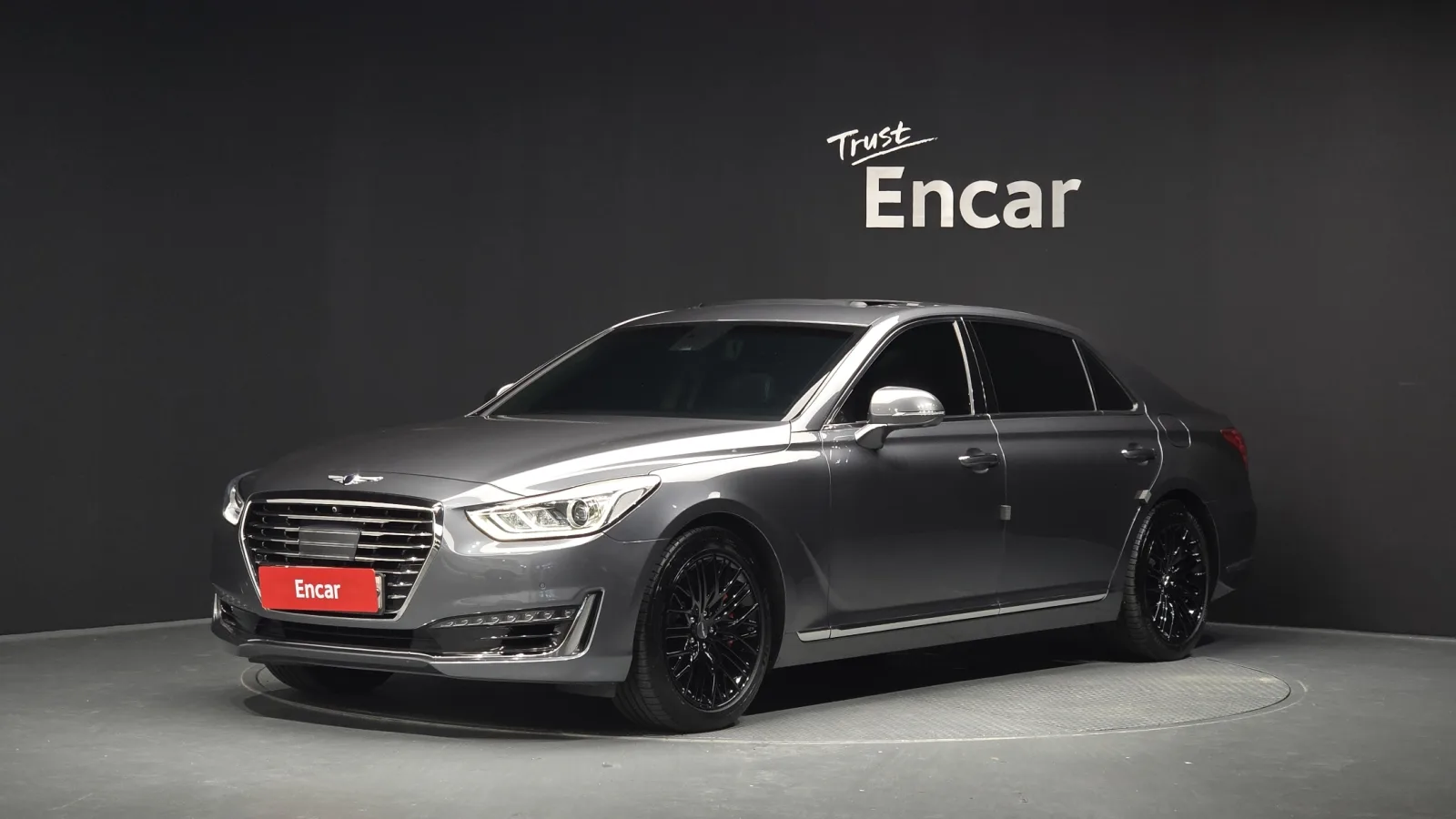 2016 Genesis EQ900