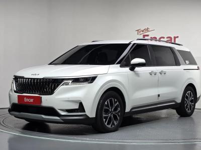 2023 Kia Carnival