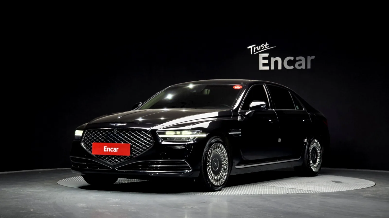 2020 Genesis G90