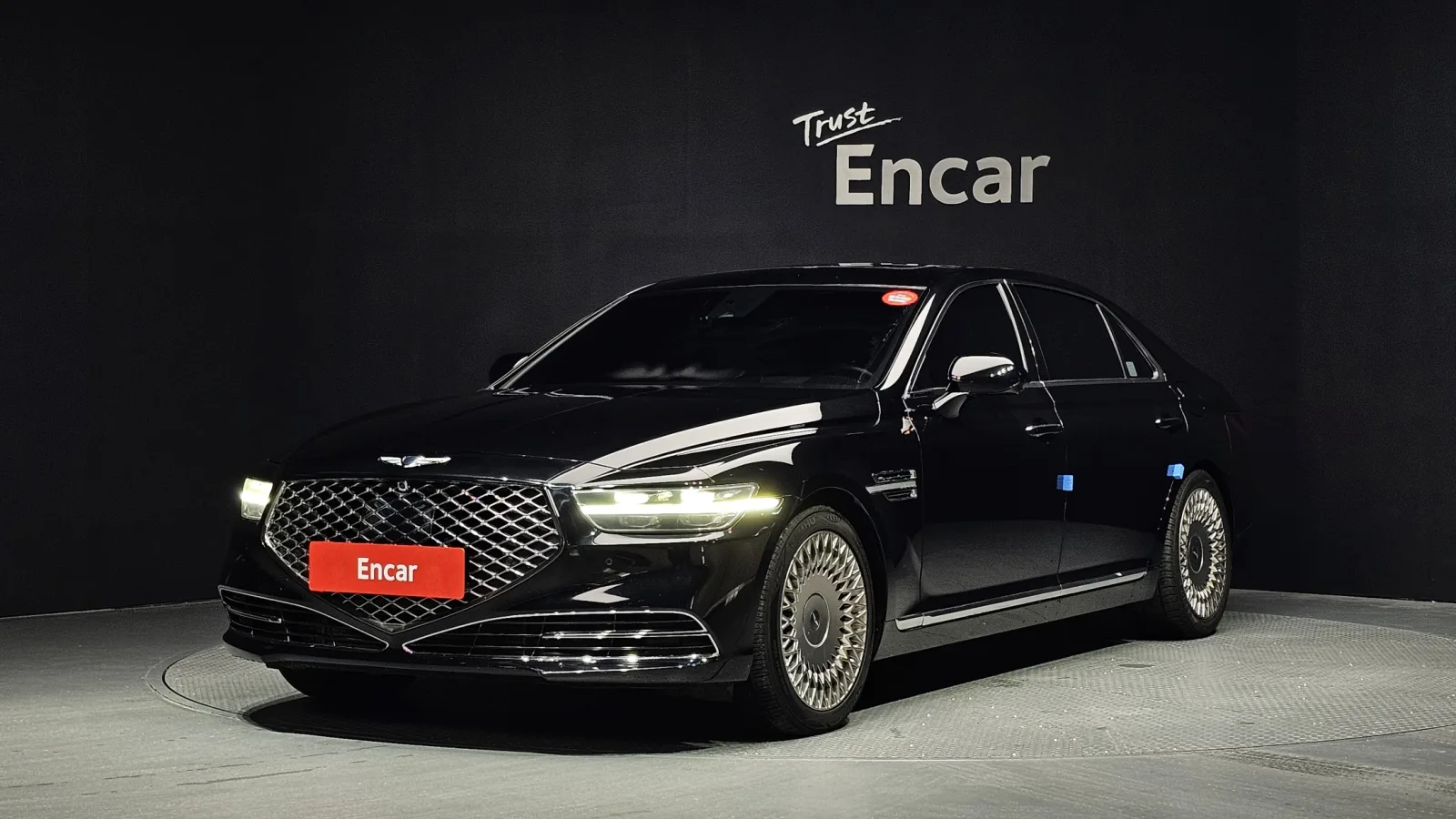 2020 Genesis G90