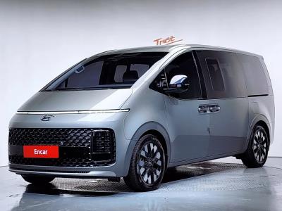 2023 Hyundai Staria
