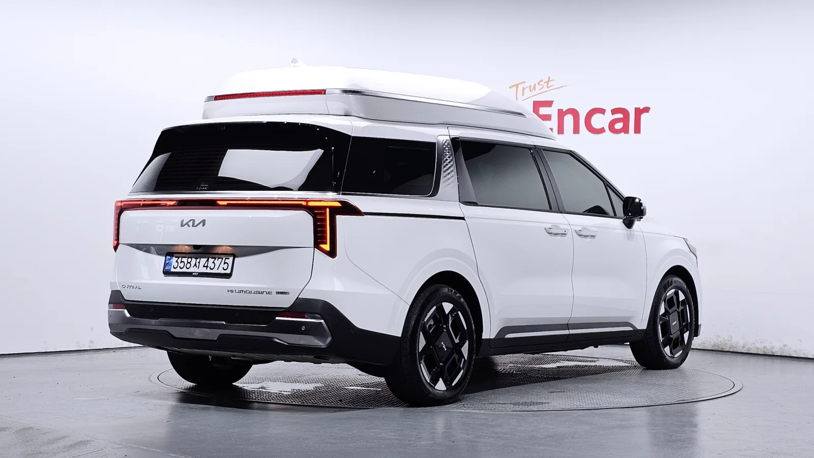 2025 Kia Carnival