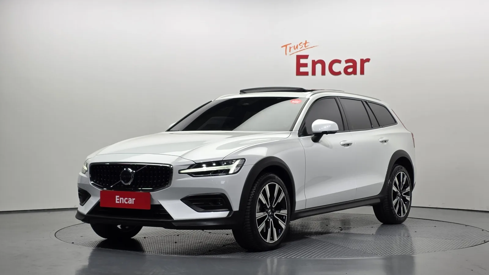 2023 Volvo V60