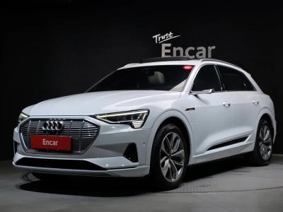 2022 Audi e-tron