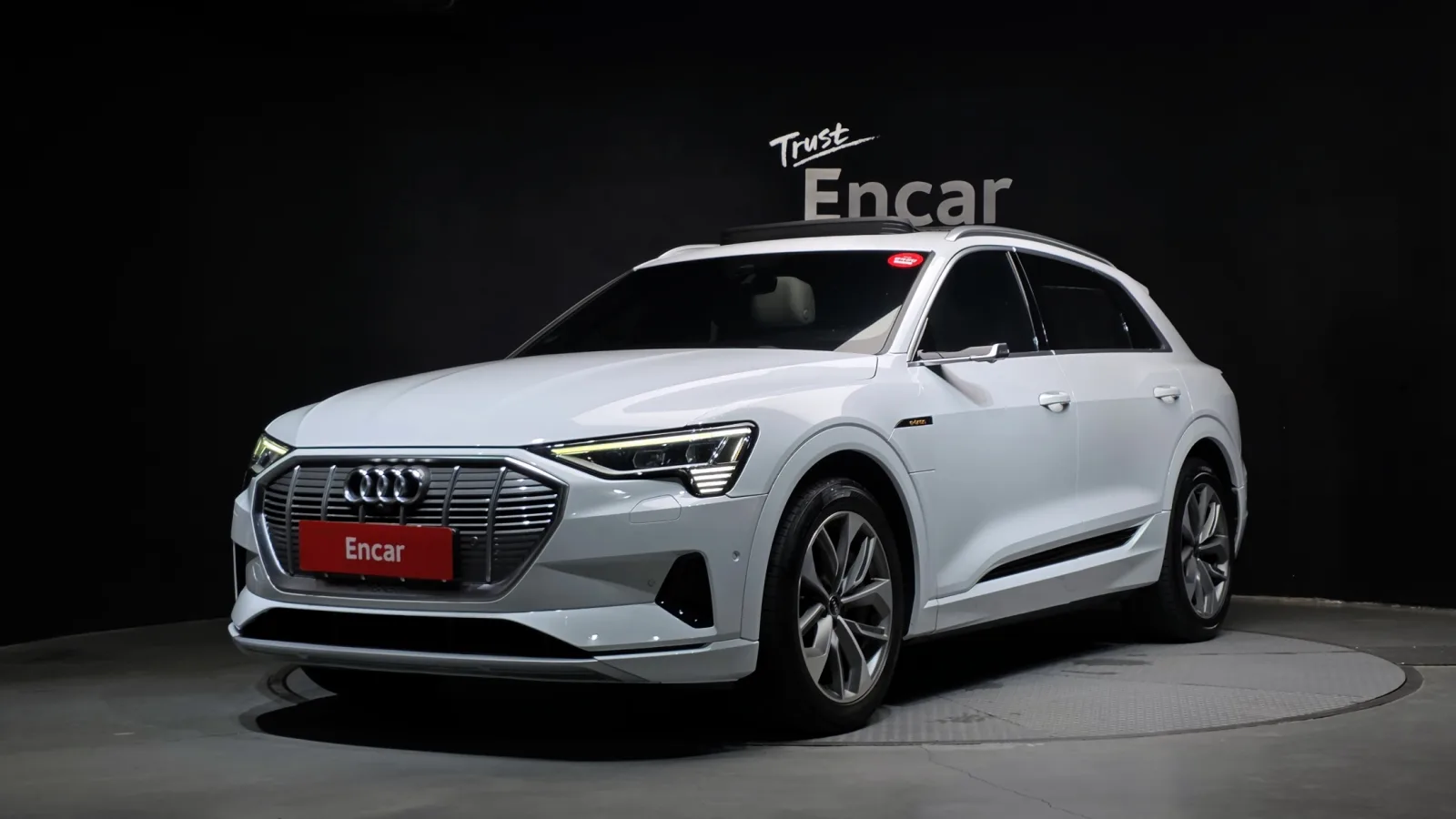 2022 Audi e-tron