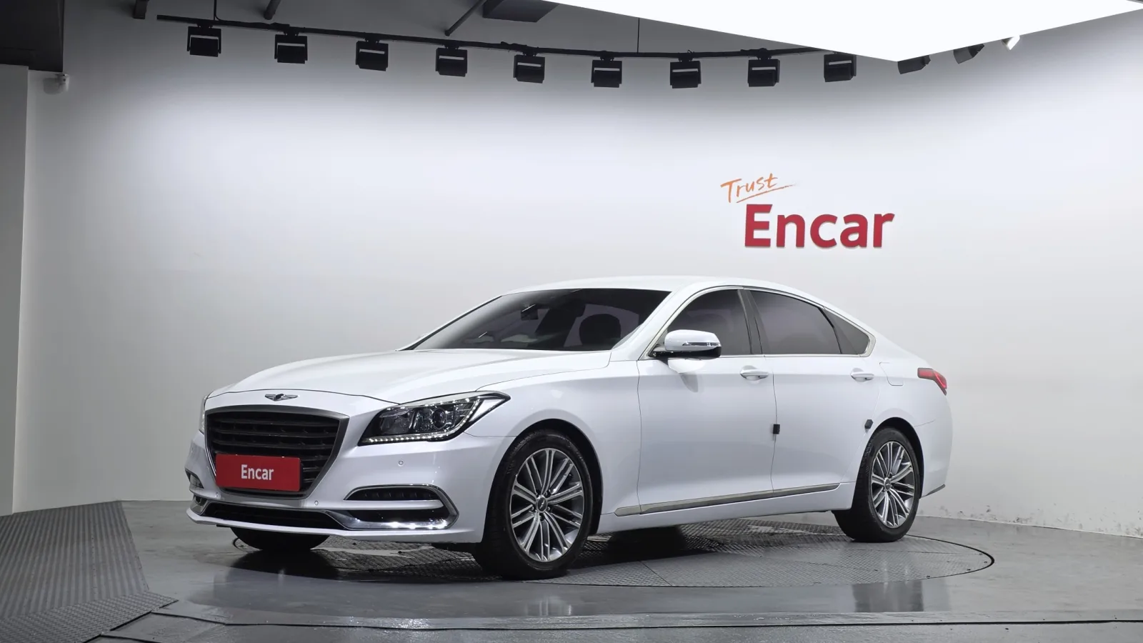 2017 Genesis G80