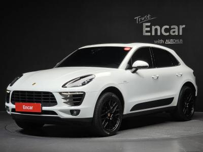 2017 Porsche Macan