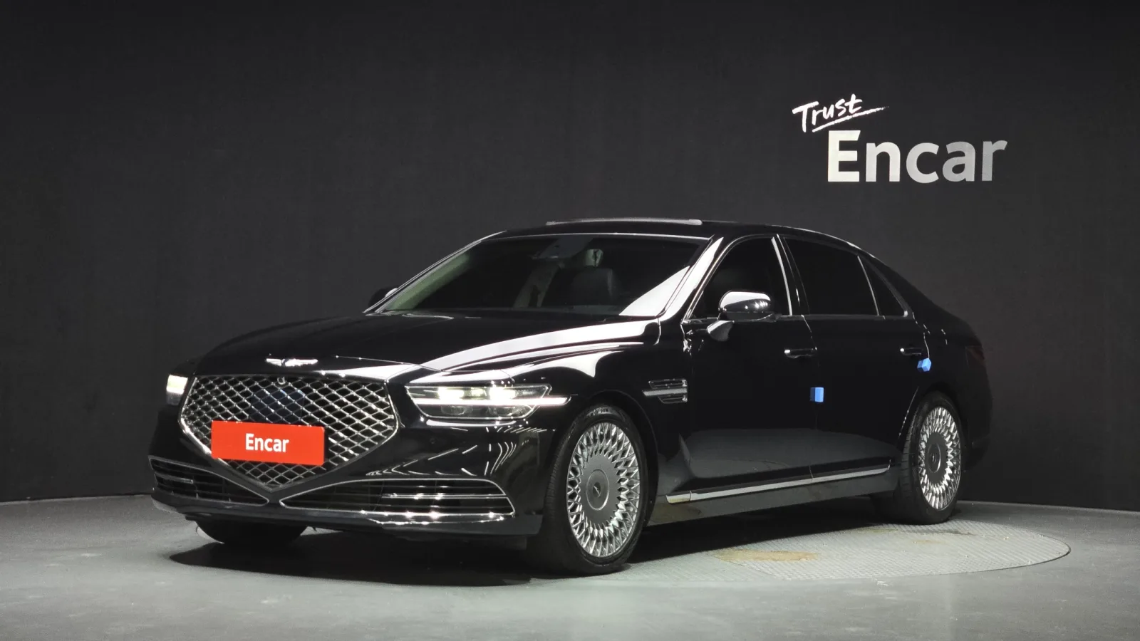 2021 Genesis G90
