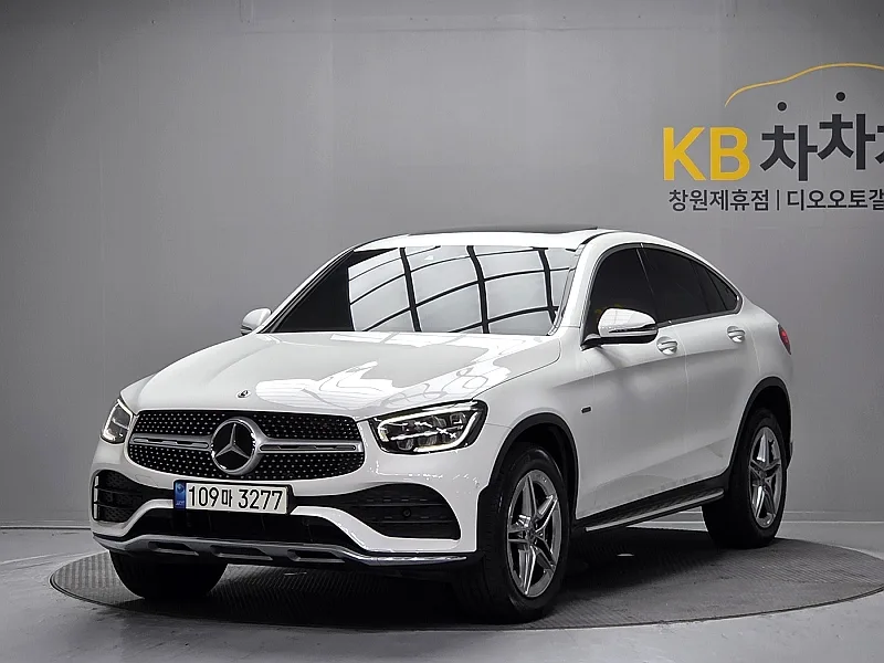 2021 Mercedes-Benz GLC-Class