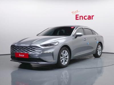 2022 Kia K8
