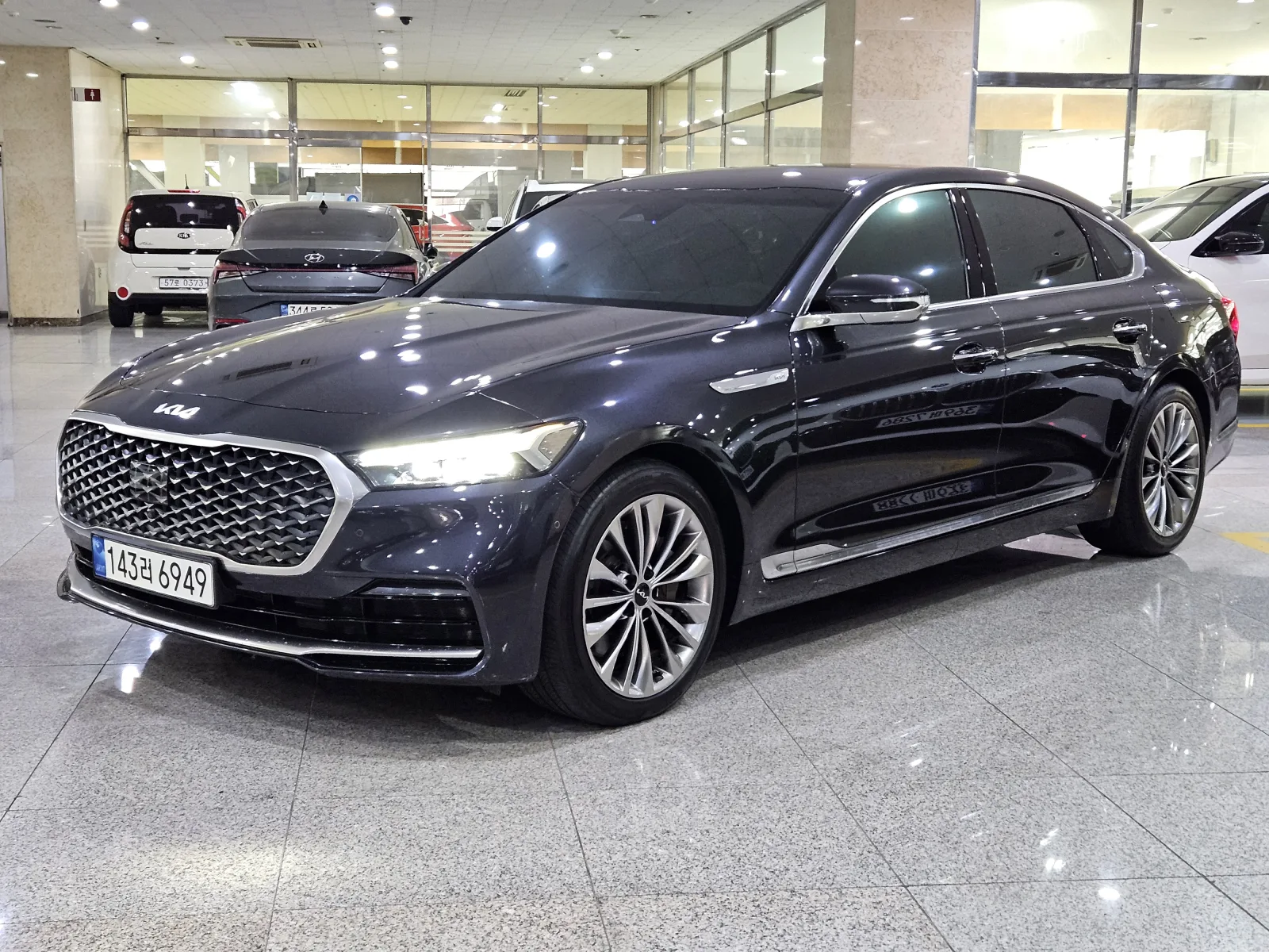 2022 Kia K9