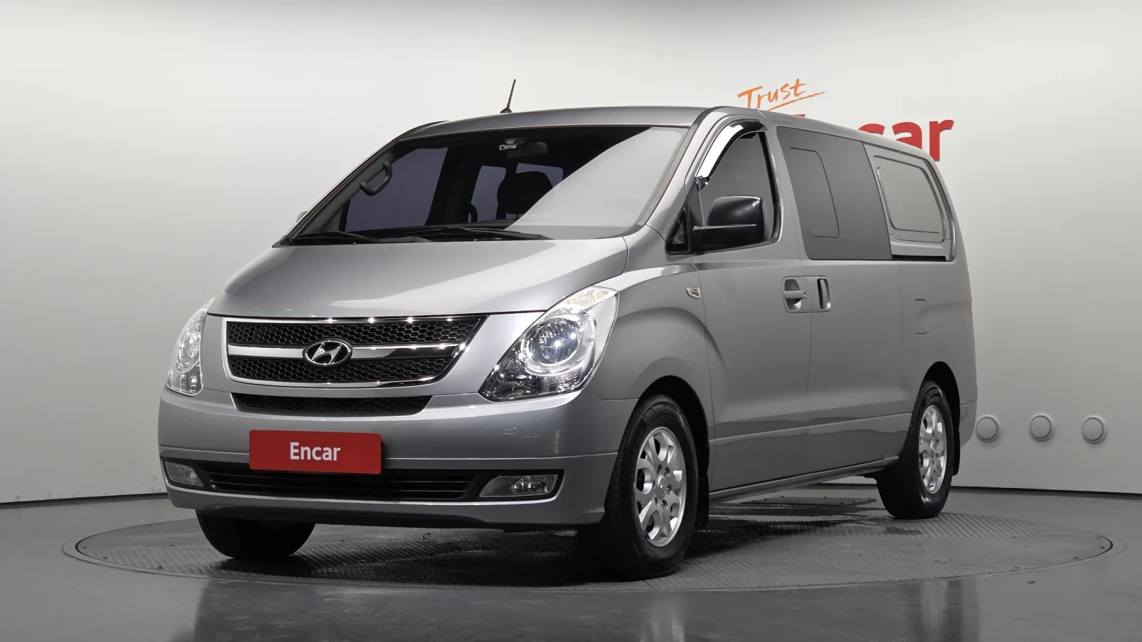 2013 Hyundai Starex