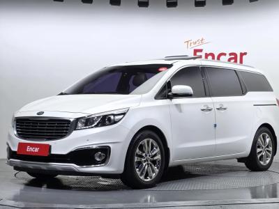 2015 Kia Carnival