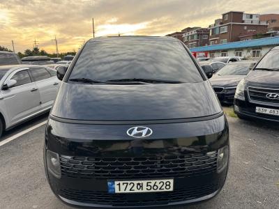 2023 Hyundai Staria