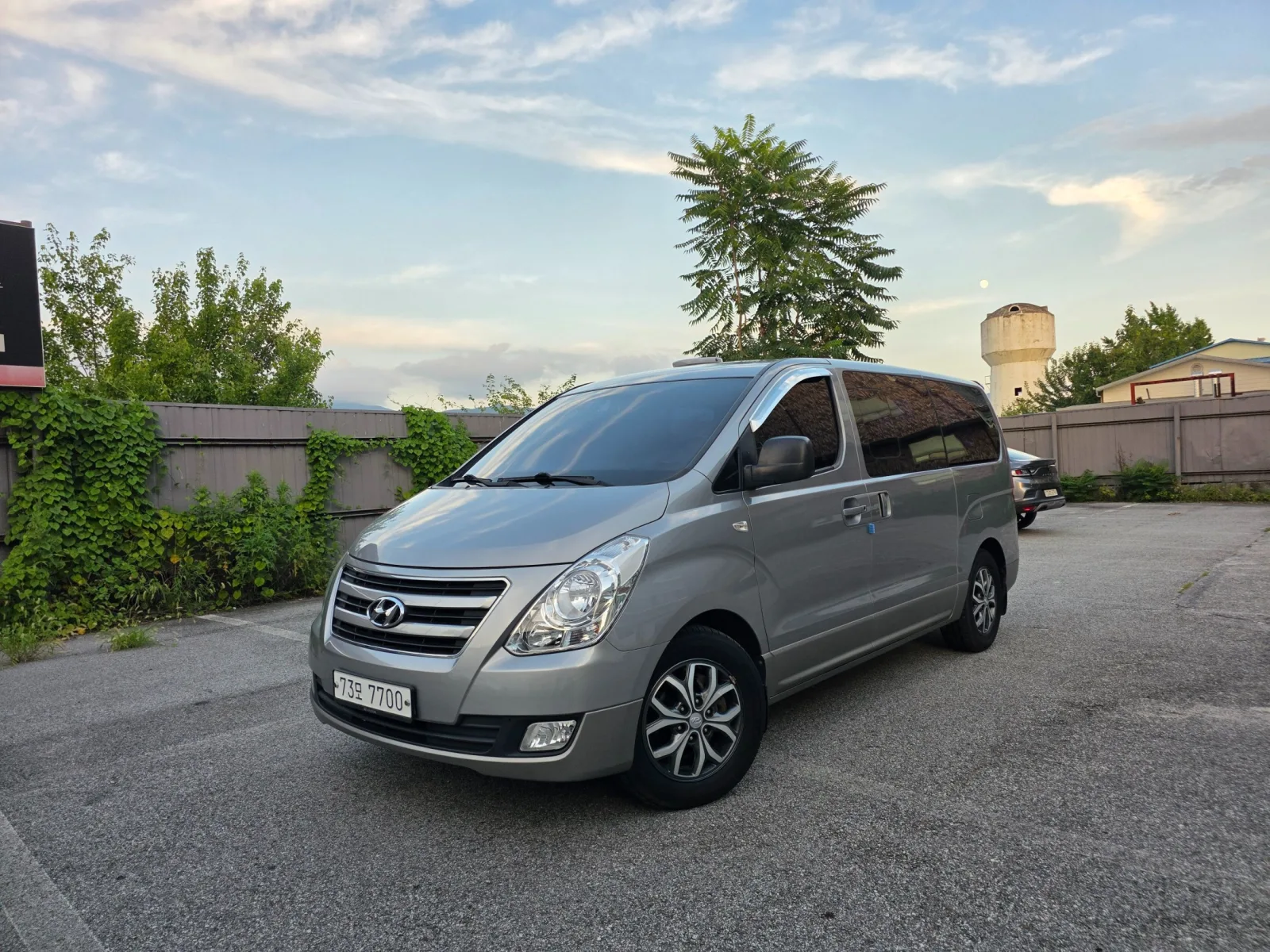 2017 Hyundai Starex