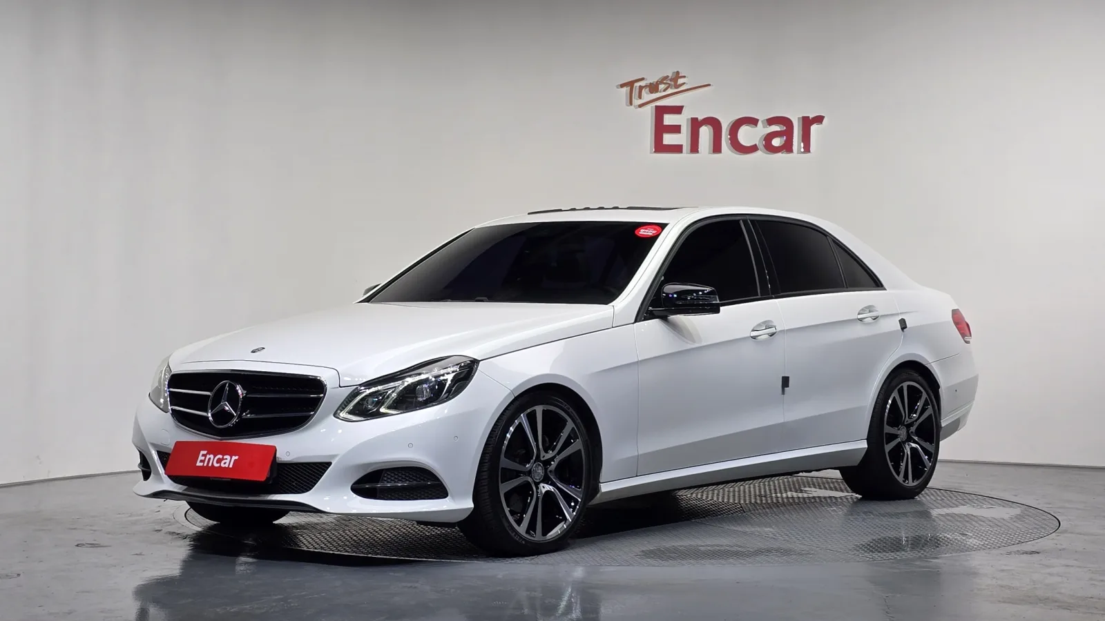 2016 Mercedes-Benz E-Class