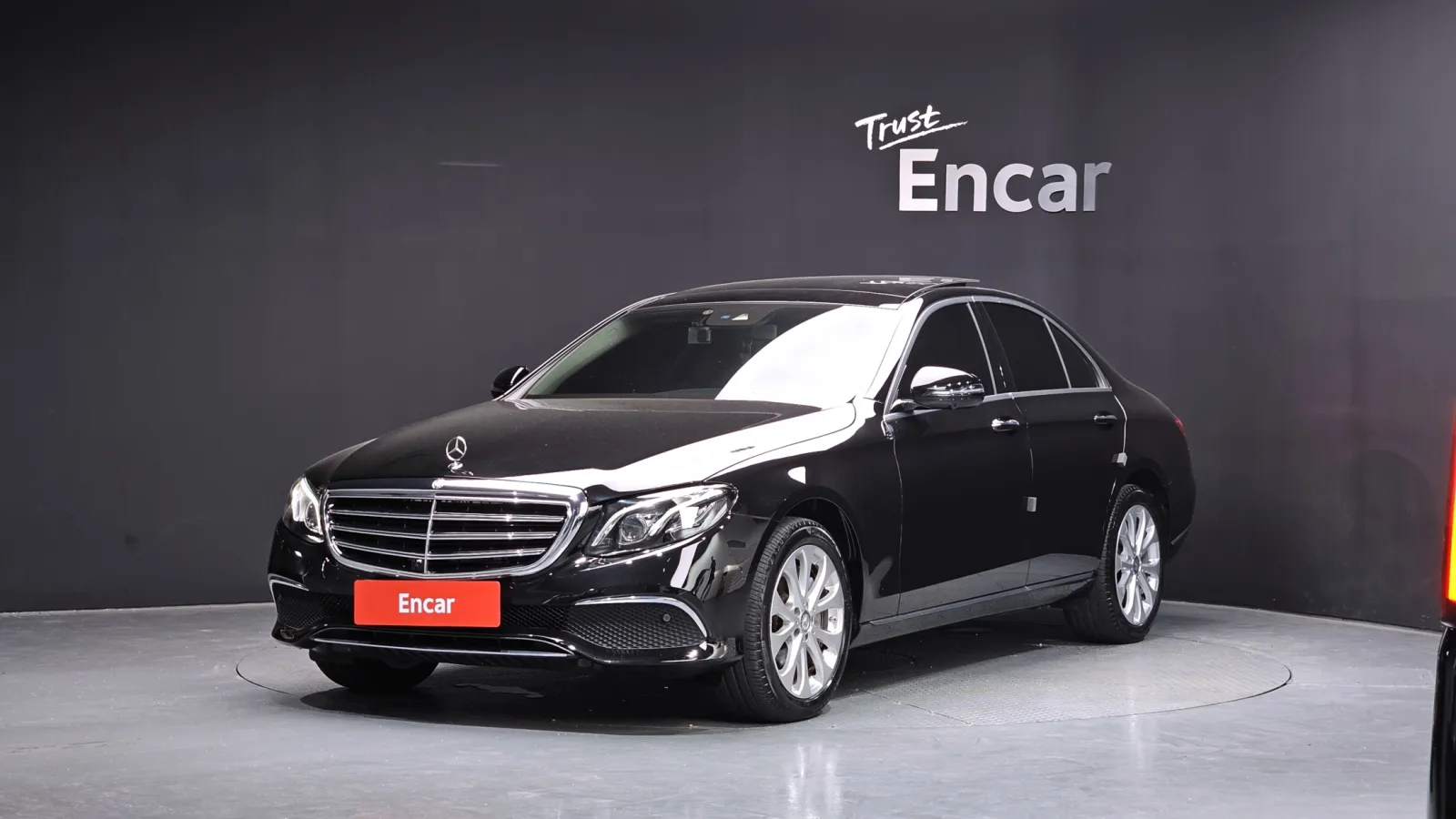2017 Mercedes-Benz E-Class