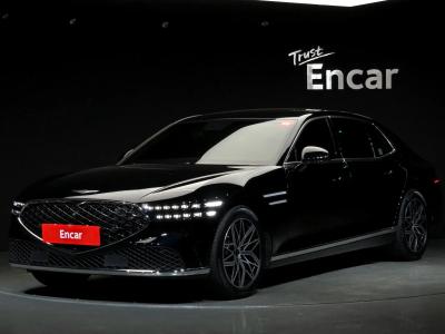 2023 Genesis G90
