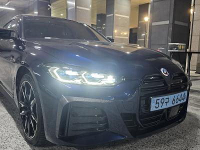 2022 BMW i4