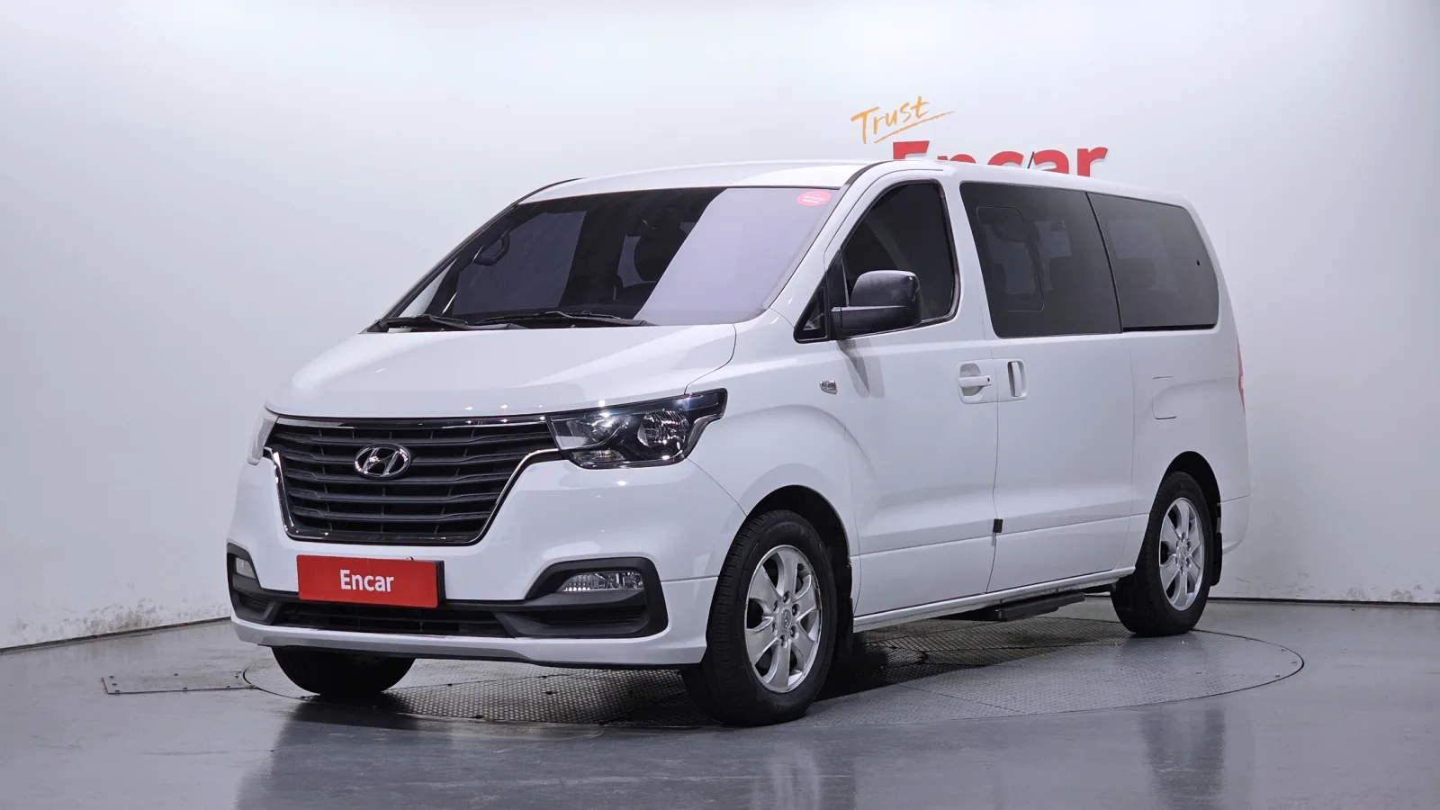 2019 Hyundai Starex