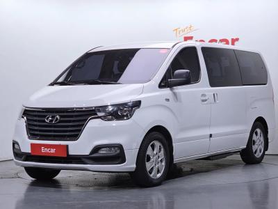 2019 Hyundai Starex