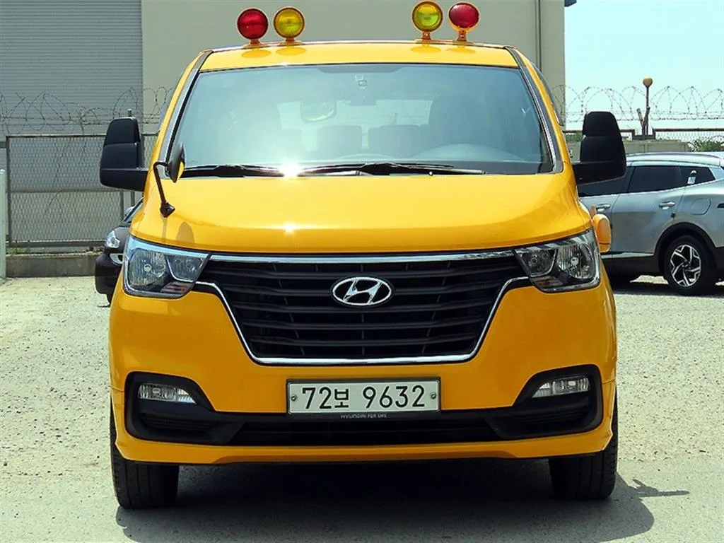 2019 Hyundai Starex
