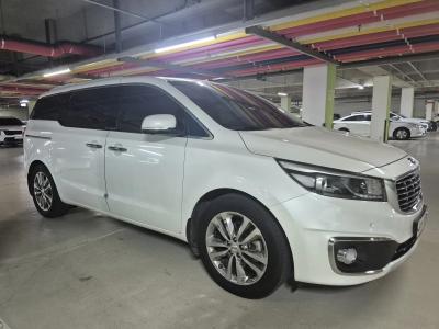2016 Kia Carnival