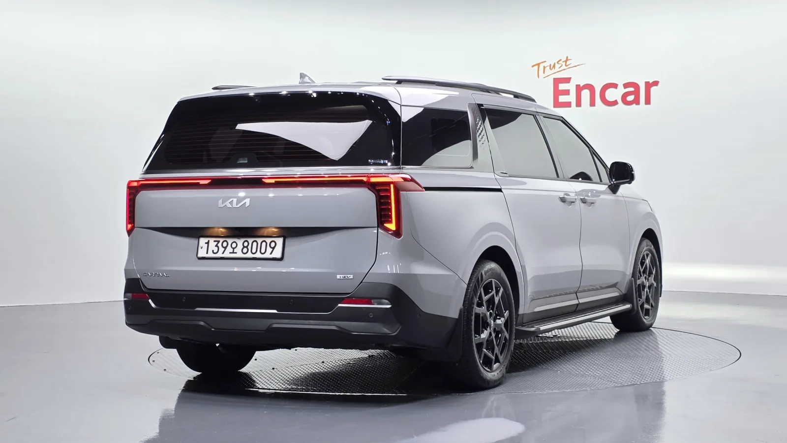 2025 Kia Carnival