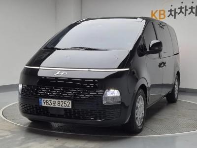 2022 Hyundai Staria
