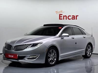 2014 Lincoln MKZ