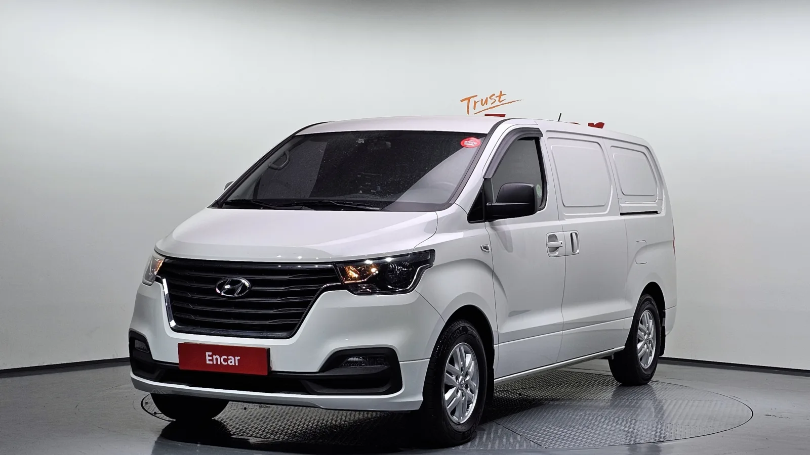 2020 Hyundai Starex