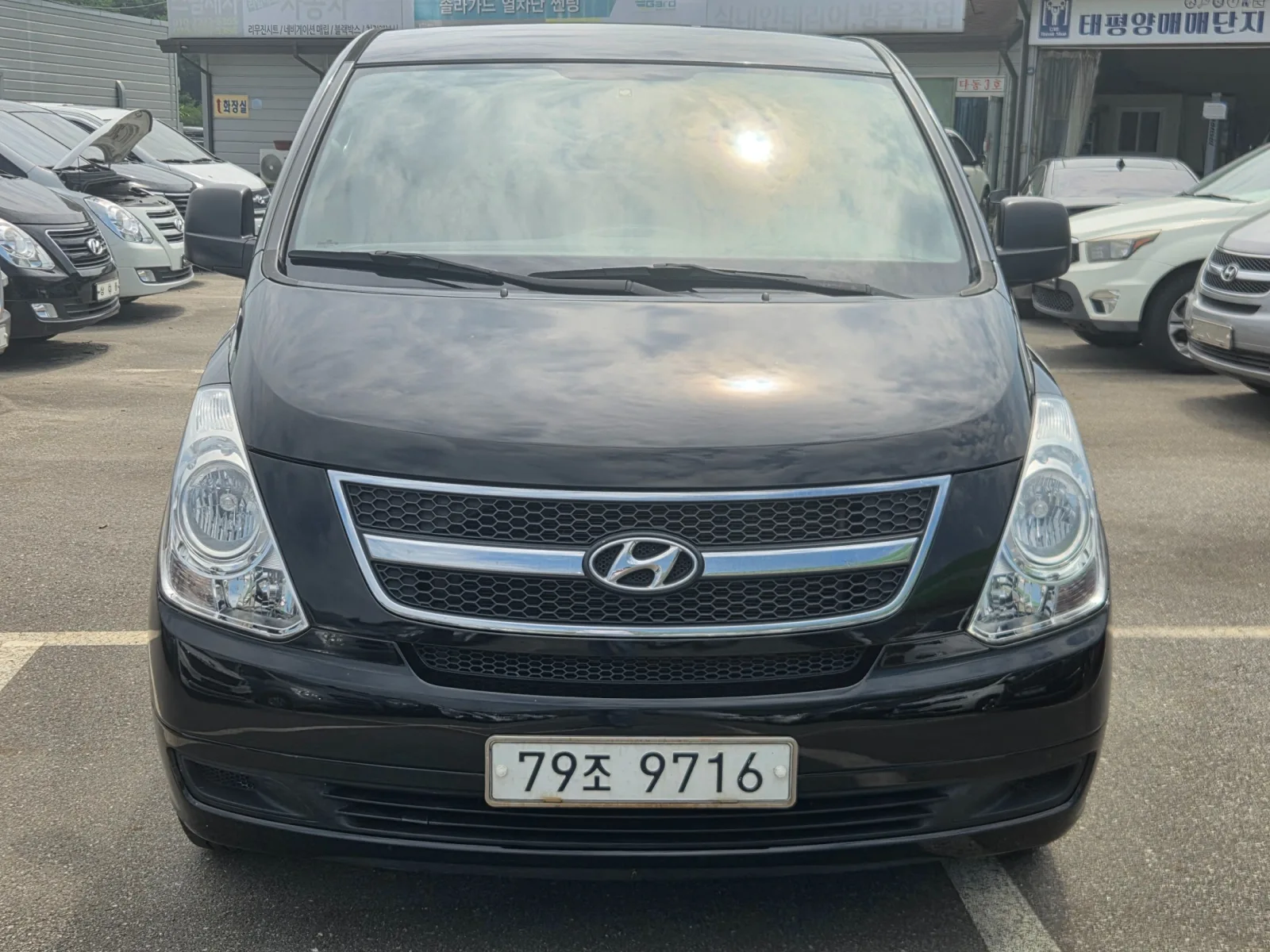 2014 Hyundai Starex