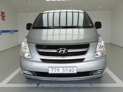 2011 Hyundai Starex