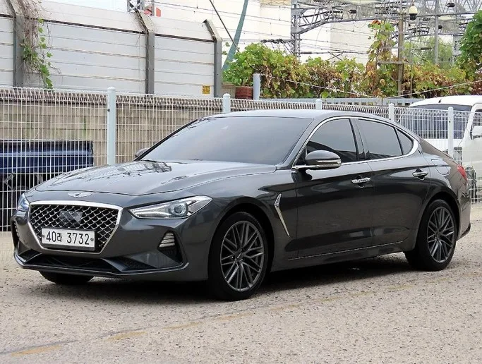 2018 Genesis G70