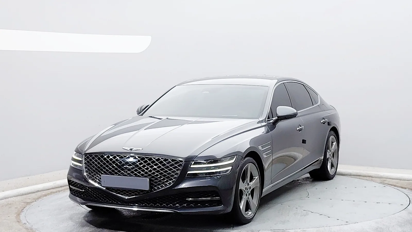 2021 Genesis G80