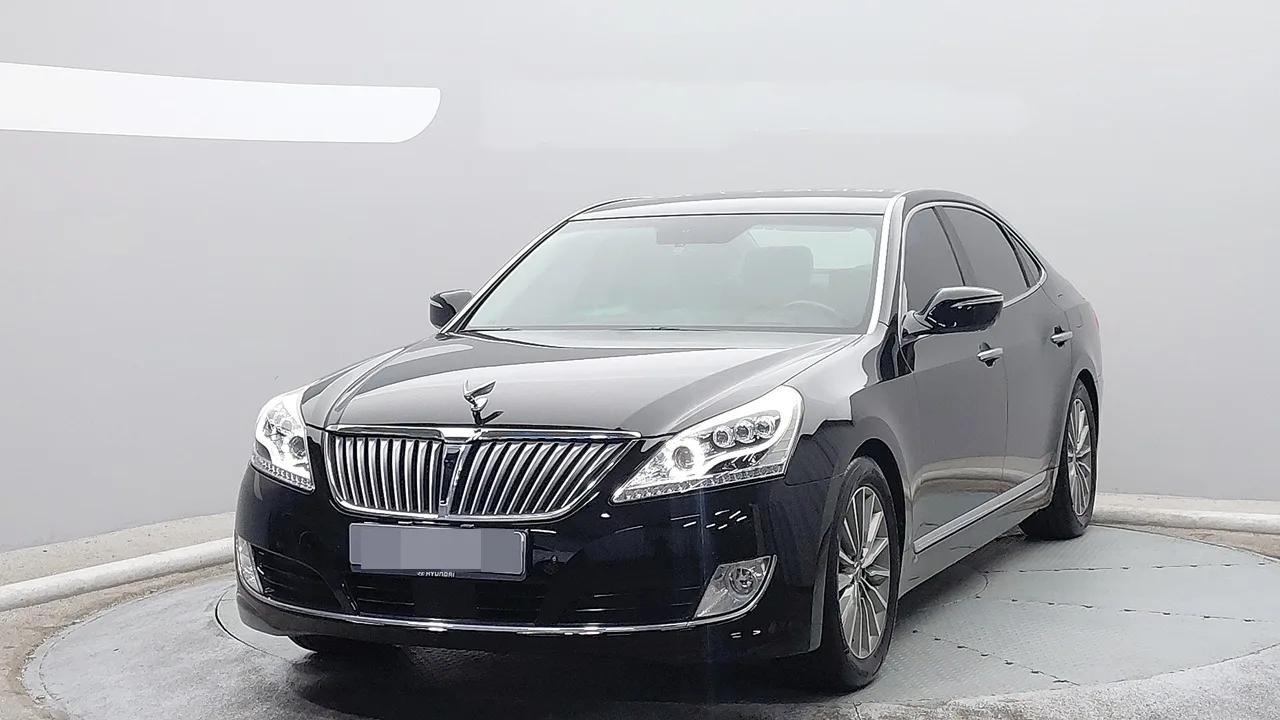 2013 Hyundai Equus