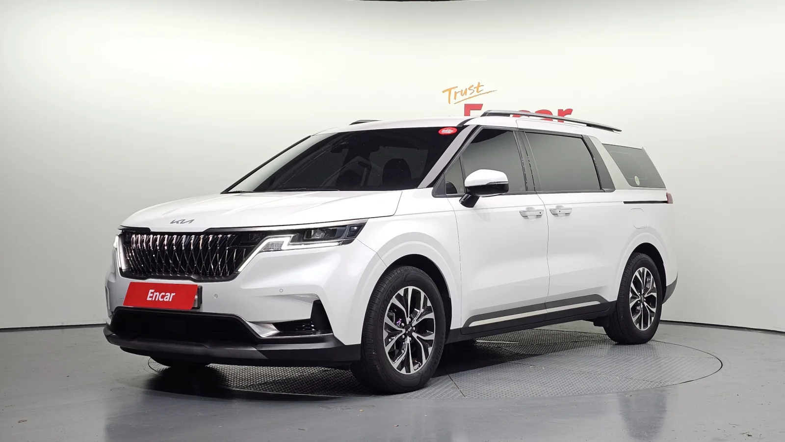2023 Kia Carnival