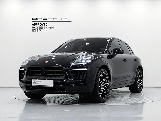 2023 Porsche Macan