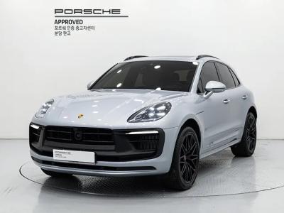 2023 Porsche Macan