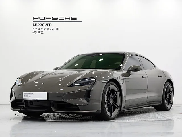2025 Porsche Taycan