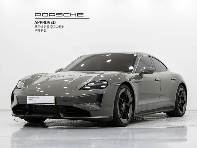 2025 Porsche Taycan