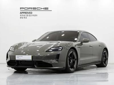2025 Porsche Taycan