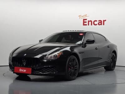 2017 Maserati Quattroporte