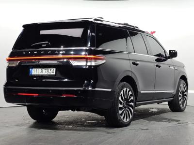 2023 Lincoln Navigator