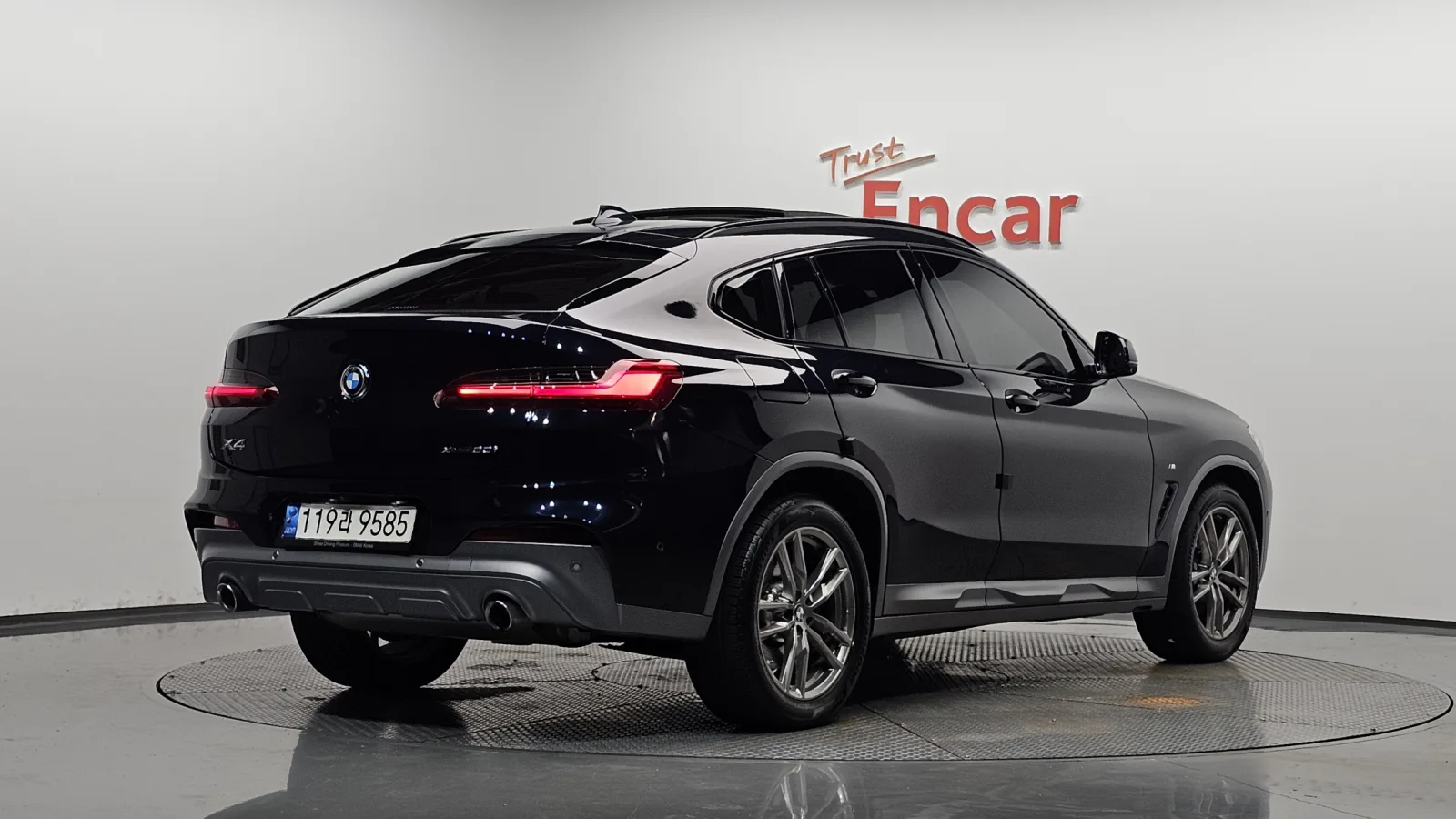 2021 BMW X4