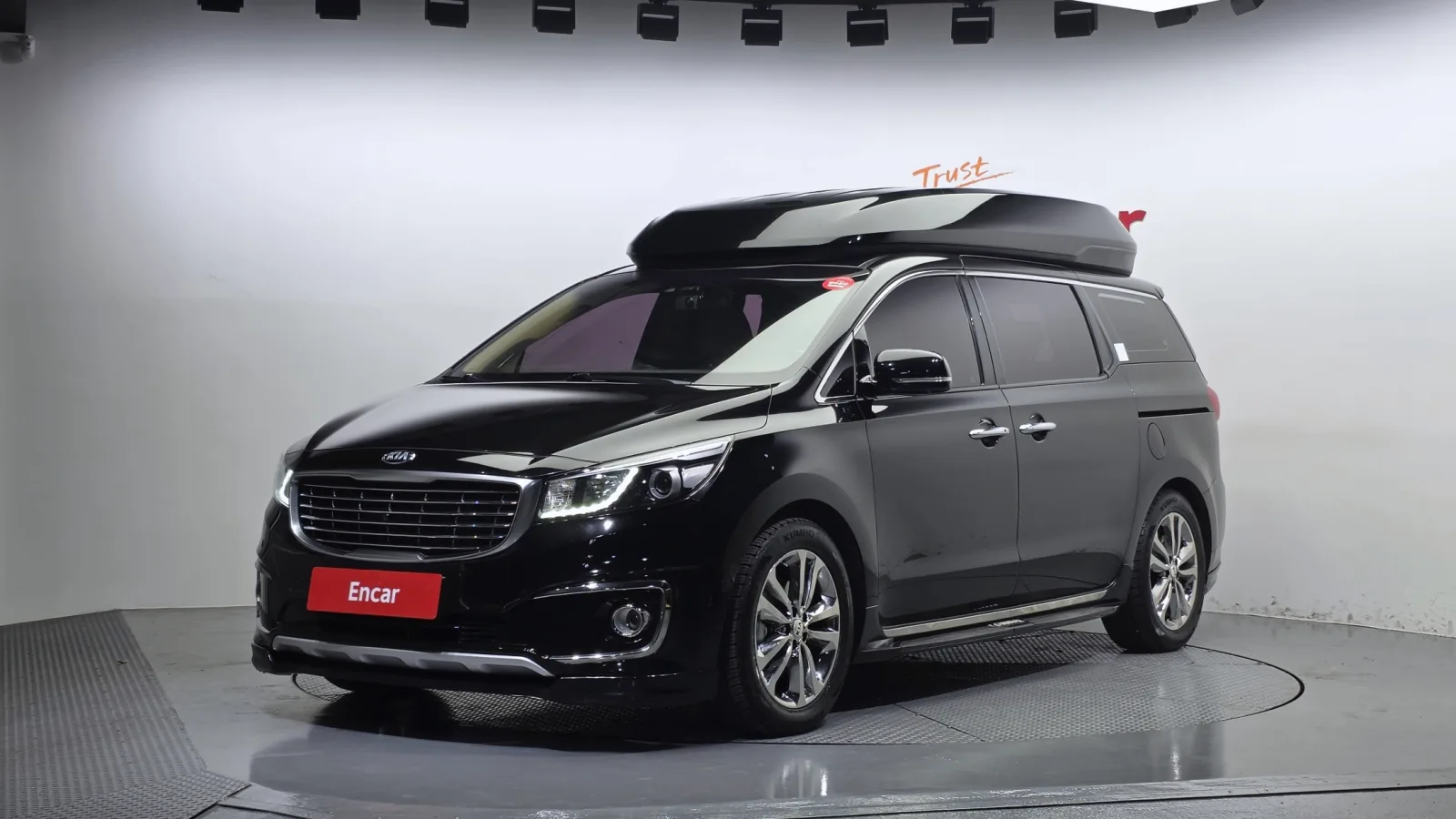 2017 Kia Carnival