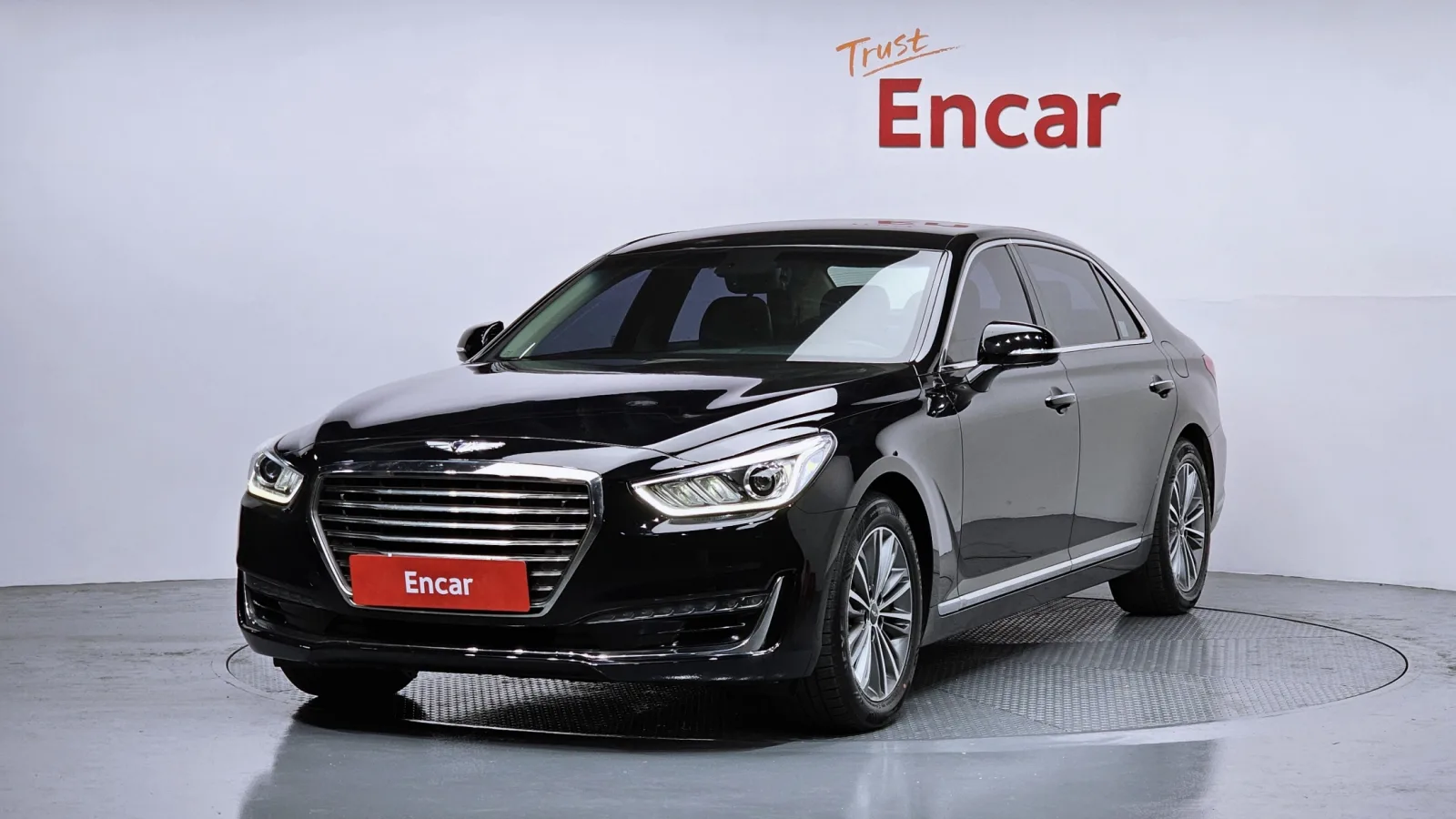 2016 Genesis EQ900